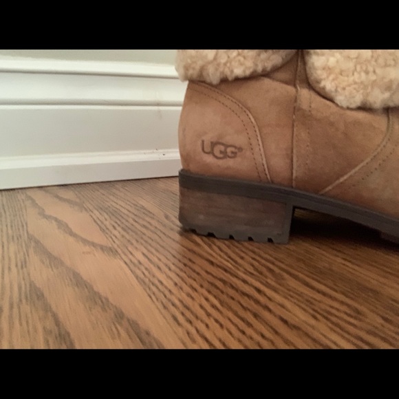 Ugg boots - Picture 4 of 4